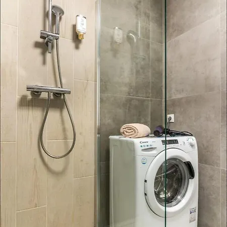 Апартаменты - Great Location- Stays-kredytowa